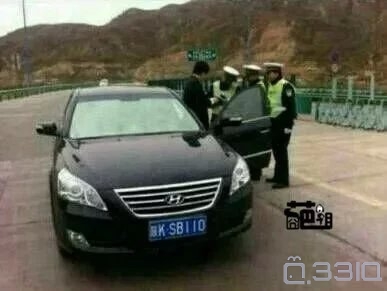 <em>奇葩姐</em>来也~摘自<em>空间</em>奇葩会 33IQ让你越玩越聪