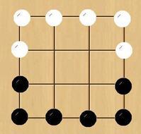棋具 棋盘为4*4纵横线交叉,共16个棋点.棋子各方有六枚